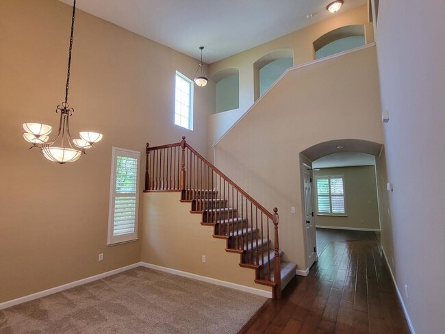 Building Photo - **CROCKER RANCH** NICE TWO STORY HOME, 4+ BEDROOM, 3 BATH, GAME-ROOM, & 2 CAR GARAGE