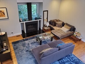 Building Photo - 710 Redwood Ave