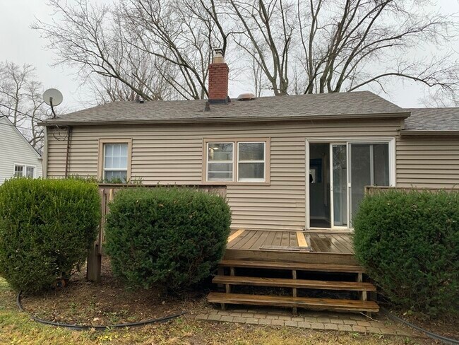 Building Photo - Great Home in South Broad Ripple!