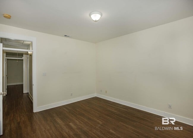 Building Photo - 109 Cody Ln