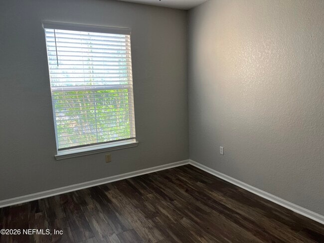 Building Photo - 1001 Monument Rd