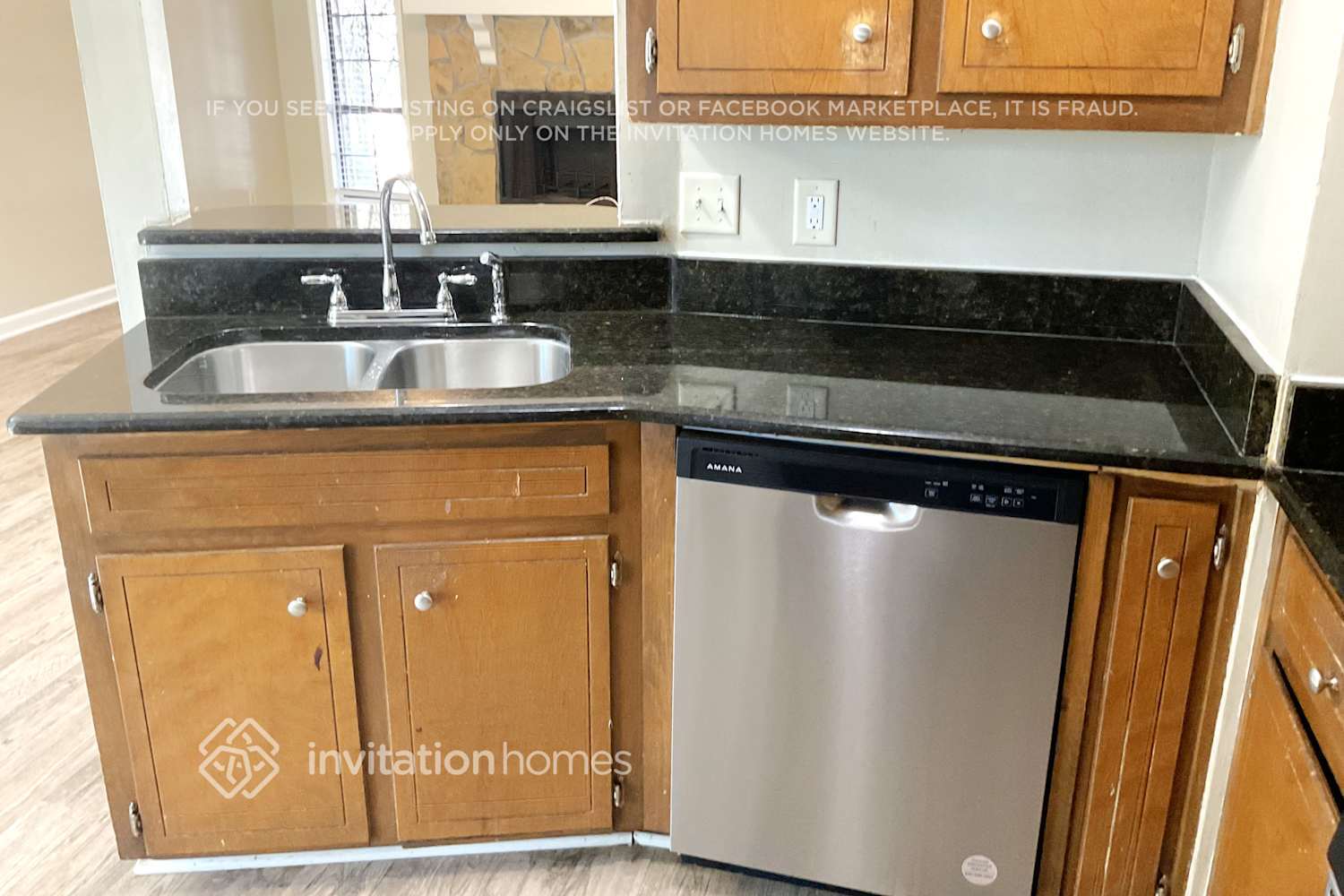 Building Photo - 2559 Porter Dr