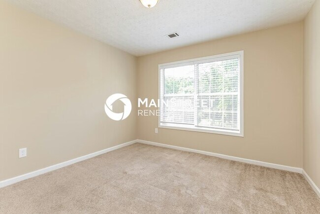 Building Photo - 4 Bedroom Pet-Friendly Home in Lawrenceville, GA with Main Street Renewal