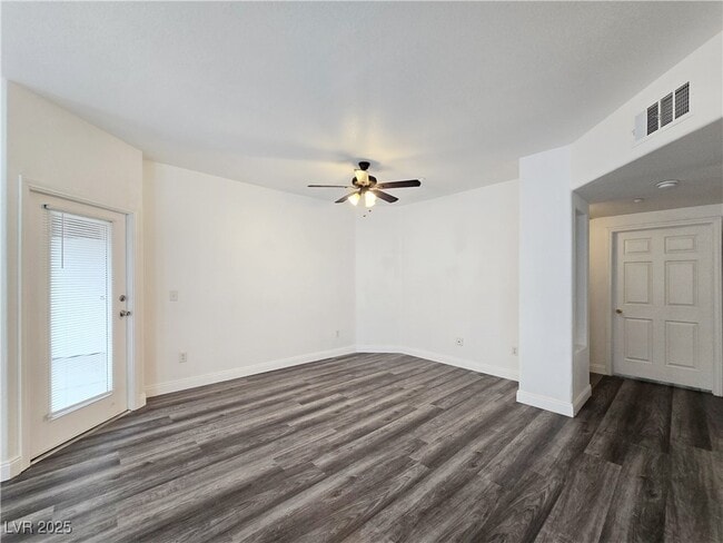 Building Photo - 833 Aspen Peak Loop