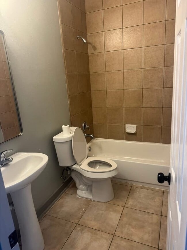 Building Photo - 6439 Waldron Dr