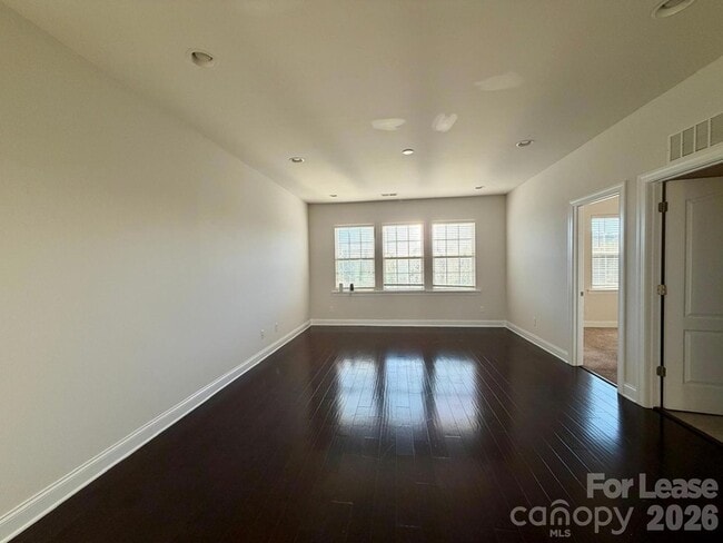 Building Photo - 1722 Spears Dr NW