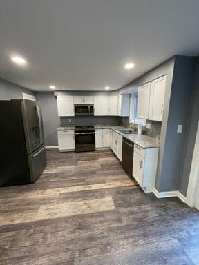 Building Photo - Beautifully updated 3 bed 1 bath home with garage and off-street parking in Penn Hills!