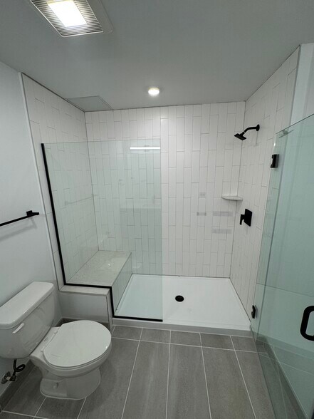 Building Photo - 60 NW 31st St