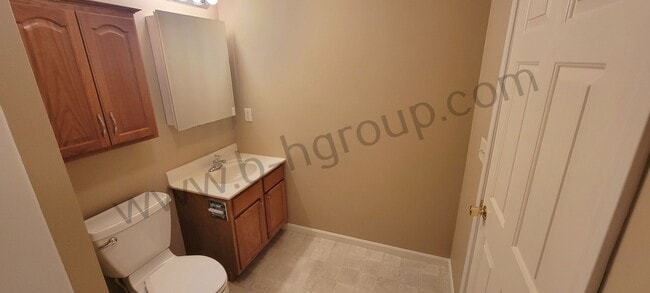 Building Photo - Sun Pointe Village Condo