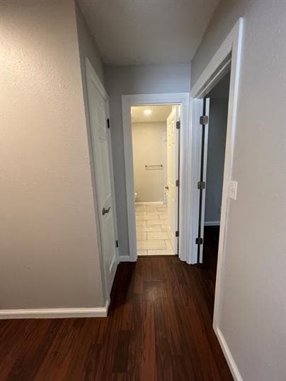 Building Photo - 2239 Donna Dr
