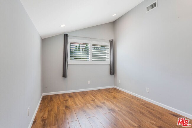Building Photo - 4911 Patrae St
