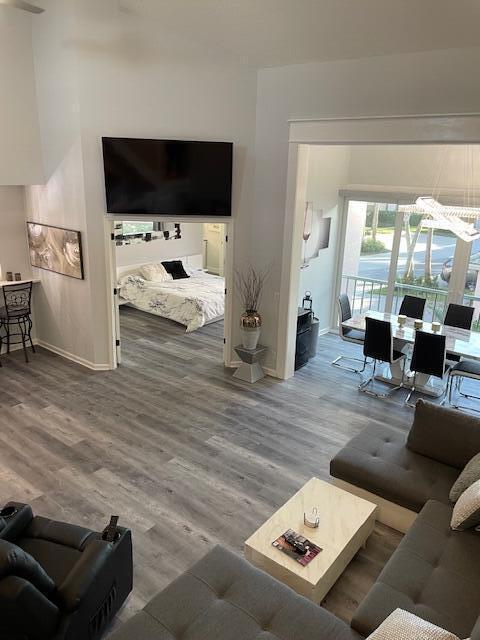 Building Photo - 3602 Fairway Dr N