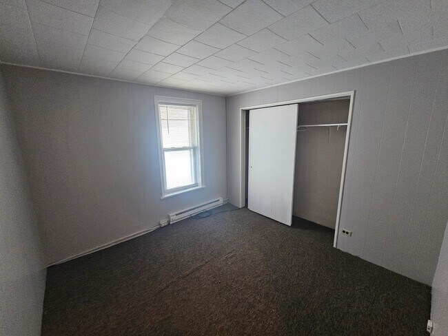 Building Photo - 2534 Derry St