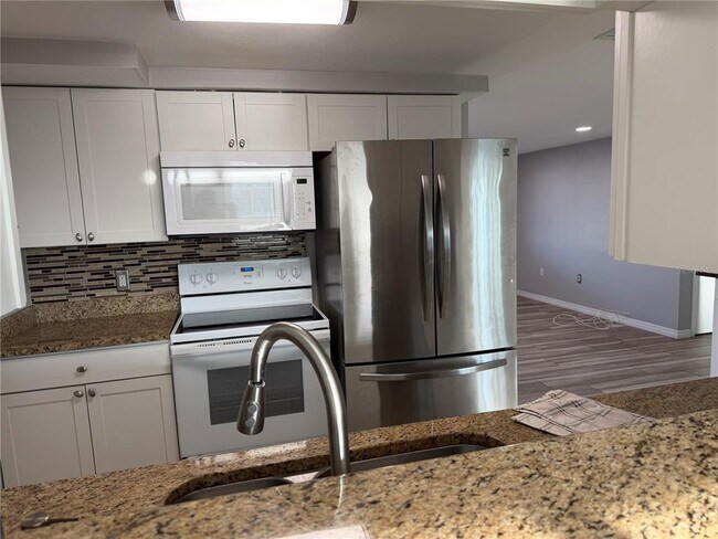 Building Photo - 3711 Blackhawk Dr