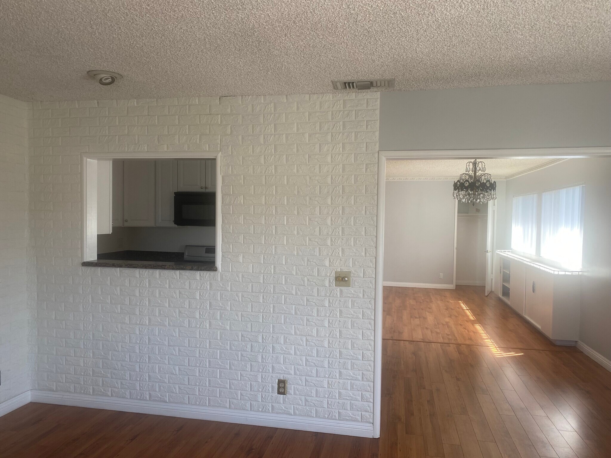 Building Photo - 5208 Wilkinson Ave