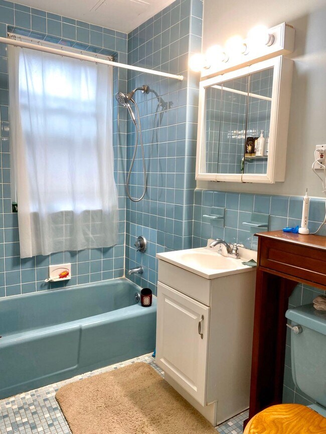 Building Photo - 15 Wellman St