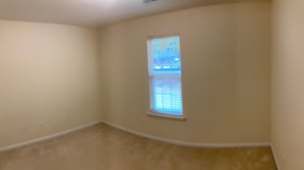 3rd bedroom - 3202 Pine Pointe St