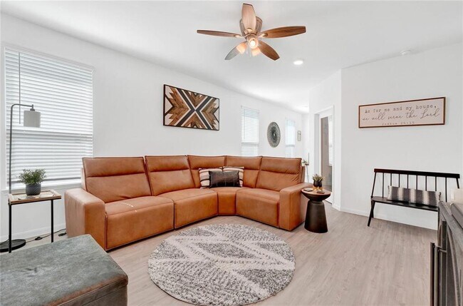 Building Photo - 23823 Escardilla Dr