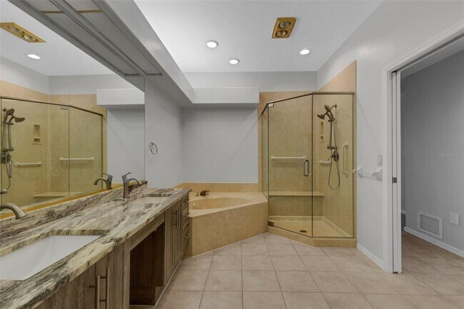 Building Photo - 4044 Penshurst Park