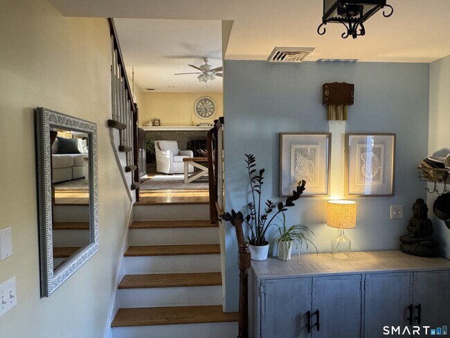 Building Photo - 15 Brookfield Dr