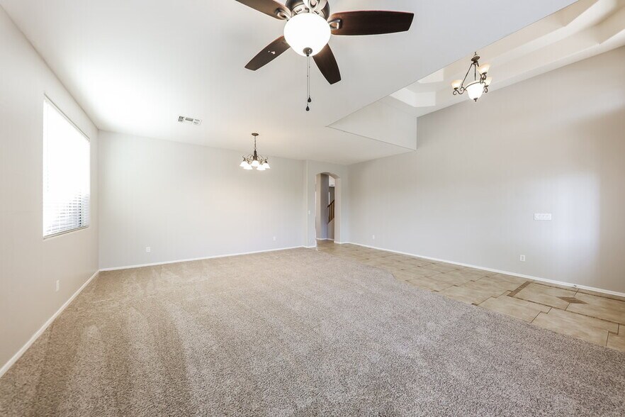Building Photo - 6877 W Briles Rd