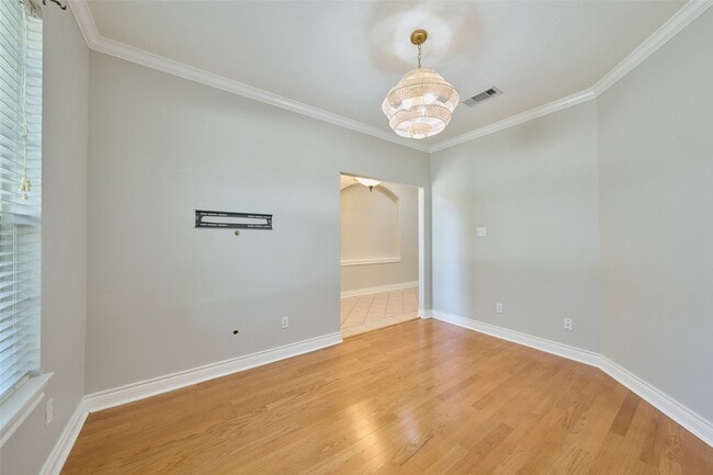 Building Photo - 13313 Enchanted Way