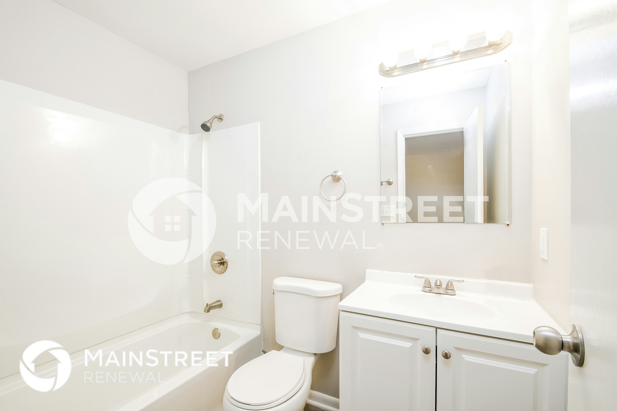 Building Photo - 6226 E 12th St