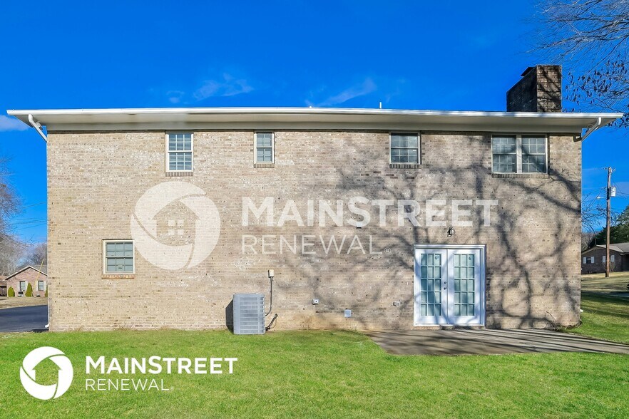 Building Photo - 7208 Deville Way