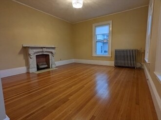 Building Photo - 131 Summer St