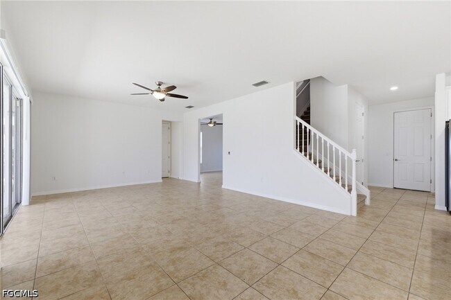 Building Photo - 2639 Bellingham Ct