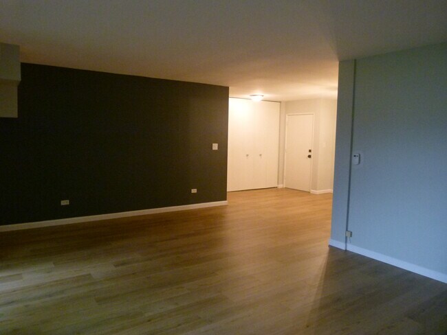 Building Photo - 535 S Cleveland Ave