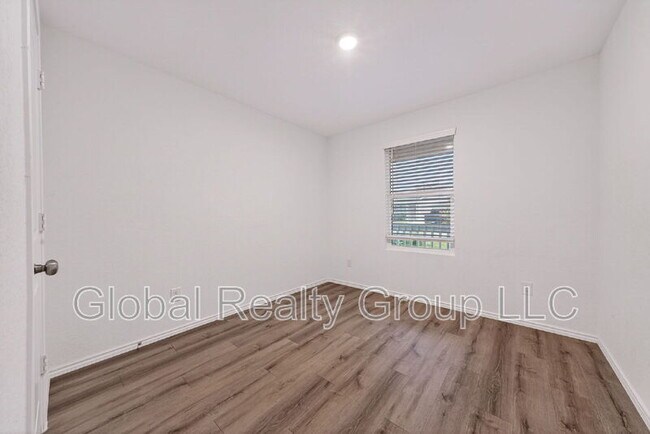 Building Photo - 5832 Forenoon Dr