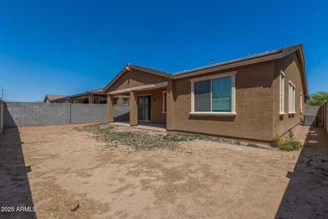 Building Photo - 12143 W Marguerite Ave