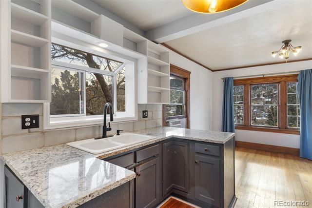 Building Photo - 48 Lincoln Ave