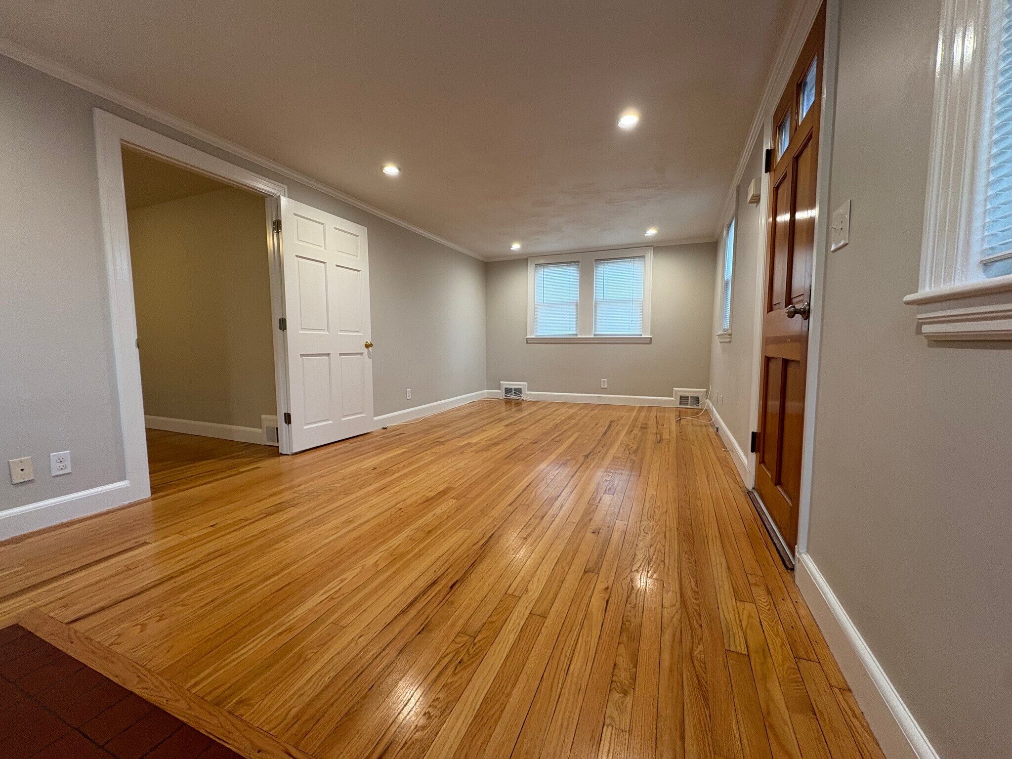 Building Photo - 41 Margaret Rd