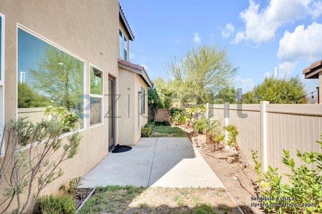 Building Photo - 2409 Via Alicante