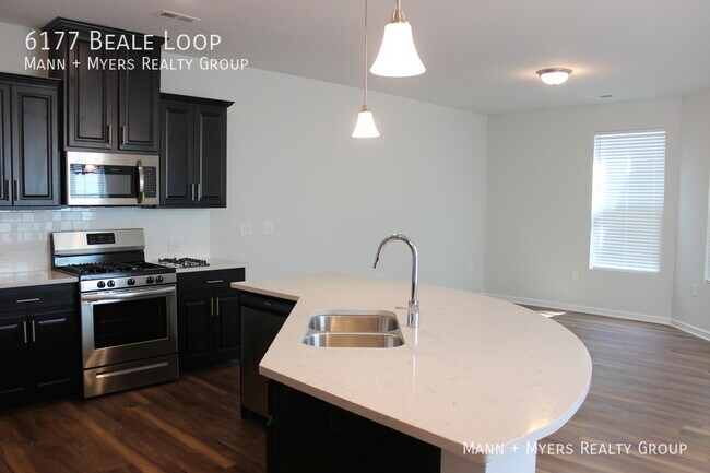 Building Photo - 6177 Beale Loop