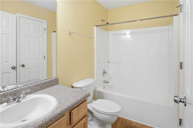 Building Photo - 796 Rock Ln