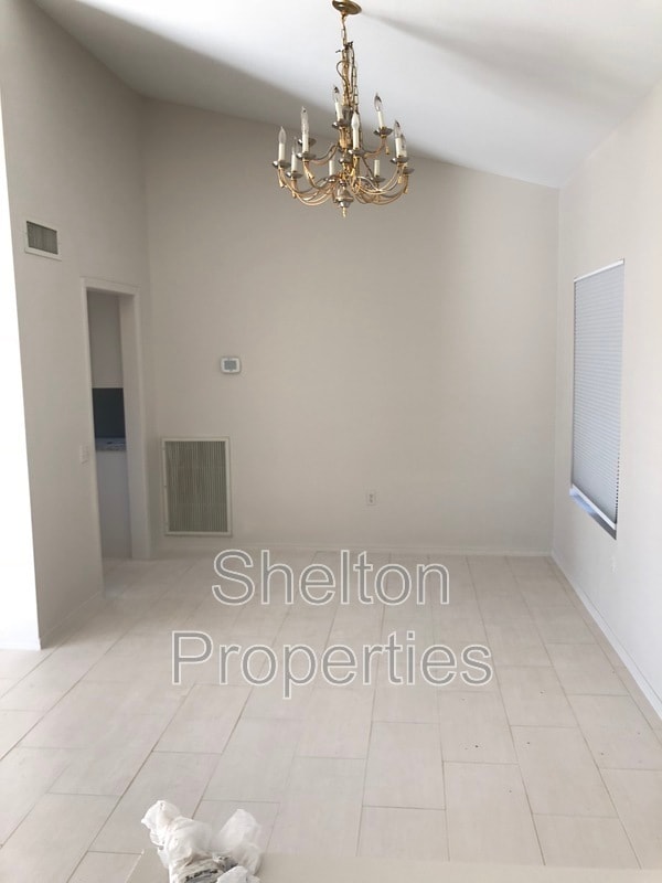 Building Photo - 14305 W Heritage Dr