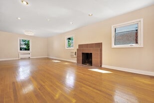 Building Photo - 7543 192nd St