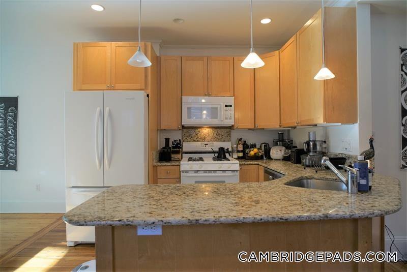 Building Photo - 28 Healey St