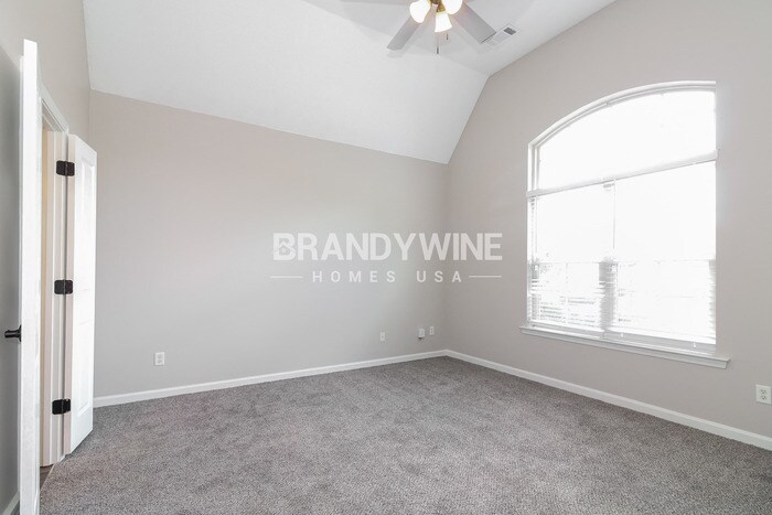 Building Photo - 9238 Lazzini Cove