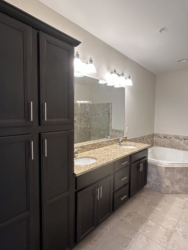 Building Photo - 617 Sprintsail Way