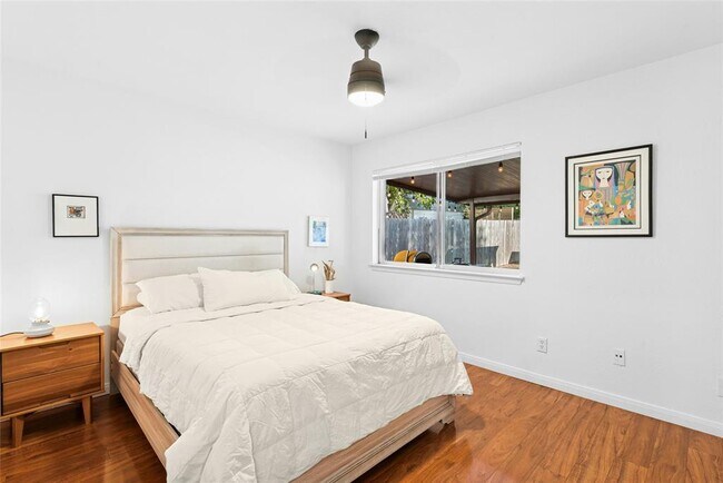 Building Photo - 505 Mairo St