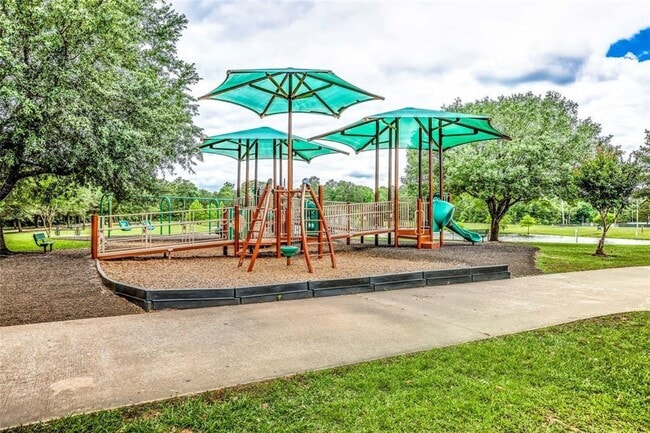 Building Photo - Lennar Homes Wildflower Series, ''Clover I...