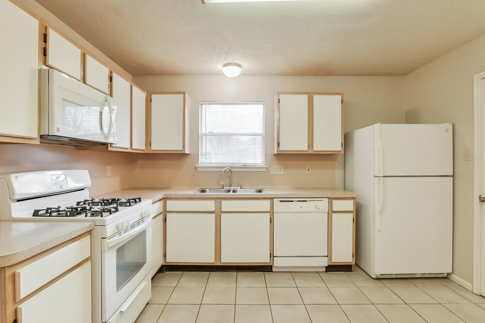 Building Photo - 28907 Binefield St