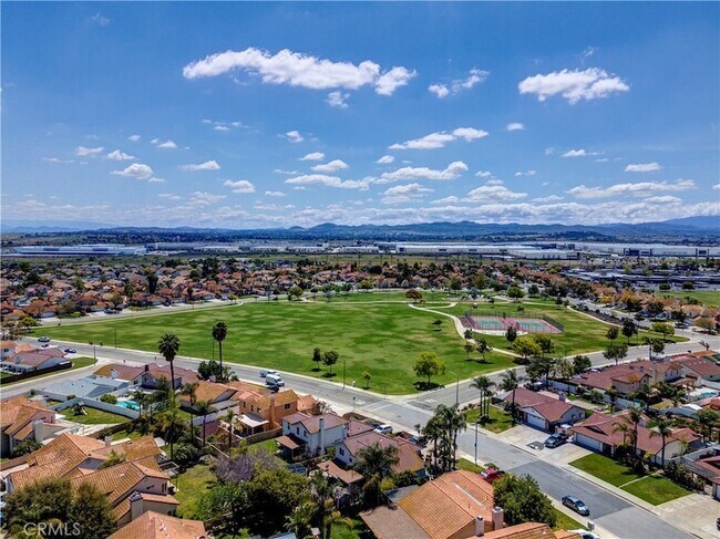 Building Photo - 8608 Oakthorn Cir