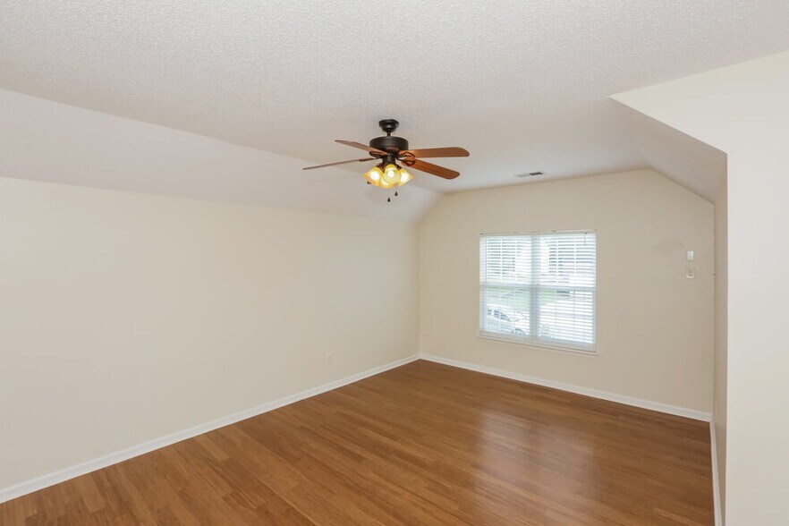 Building Photo - 11925 Misty Pine Ct