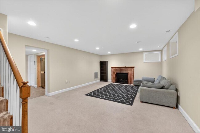 Building Photo - 5105 34th St NW
