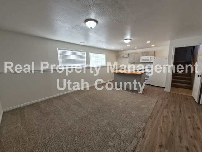 Building Photo - Qualify With 2.5x Rent in Income. Plus Hal...